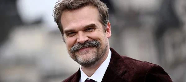 Дэвид Харбор может сыграть с Педро Паскалем в новом фильме режиссера “Андора” – Архив статей