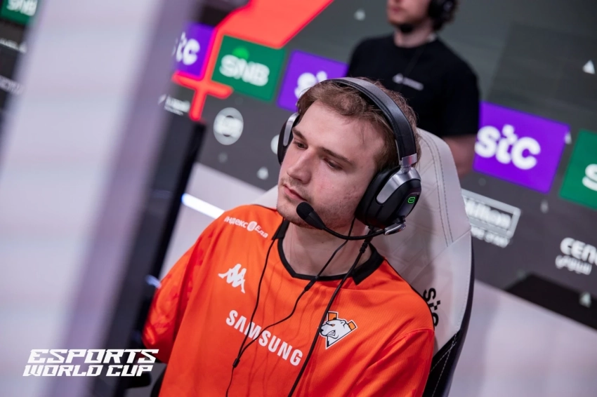 Aurora Gaming по Dota 2 может временно вернуть lorenof — инсайдер